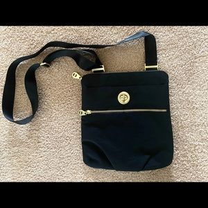 Unused black Baggallini Hanover crossbody purse